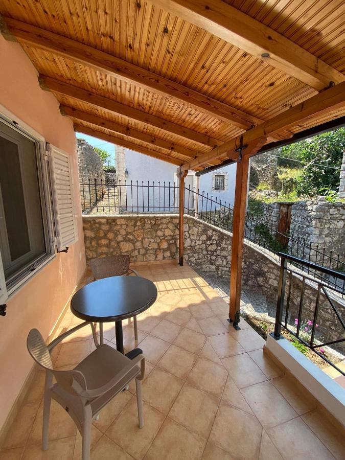 Gkoros House Old Town Villa Himare Exterior photo
